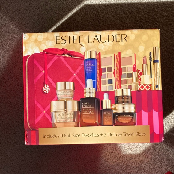 Estee Lauder Makeup Este Lauder Holiday Gift Set With Travel Case
